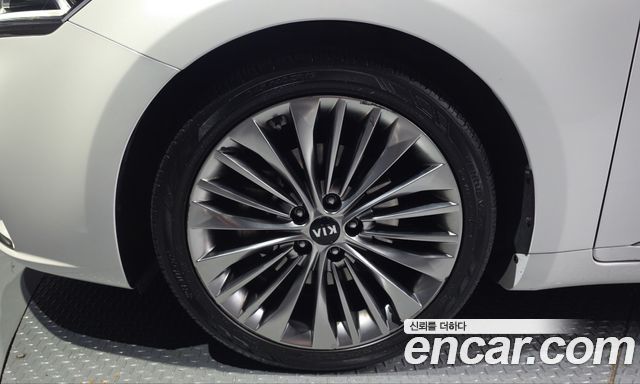 Kia K7 2017 — photo 5