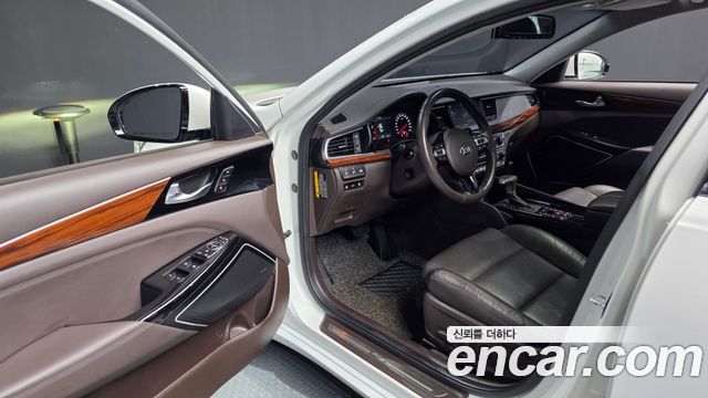 Kia K7 2017 — photo 13