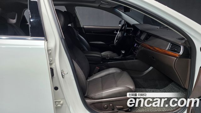 Kia K7 2017 — photo 17