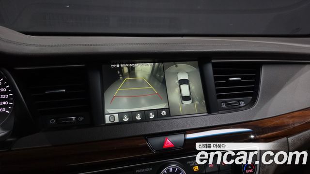 Kia K7 2017 — photo 21