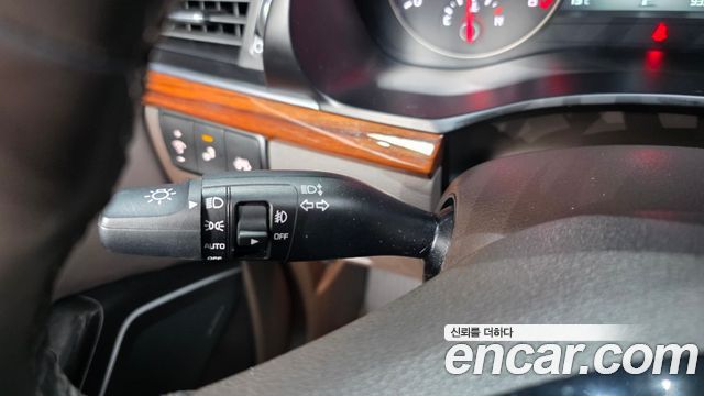 Kia K7 2017 — photo 33