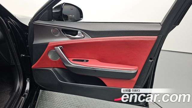 Kia Stinger 2020 — photo 14