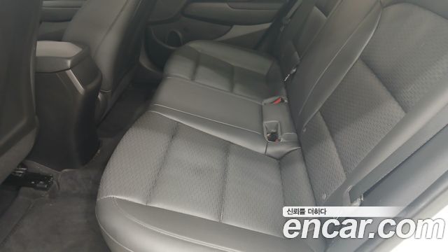 Hyundai AVANTE 2019 — photo 13