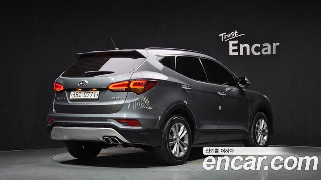 Hyundai Santafe 2016 — photo 2
