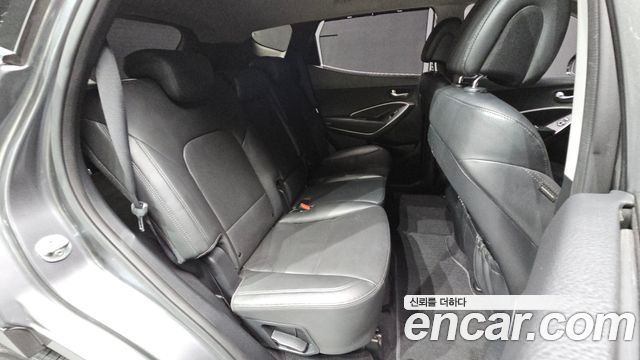 Hyundai Santafe 2016 — photo 11