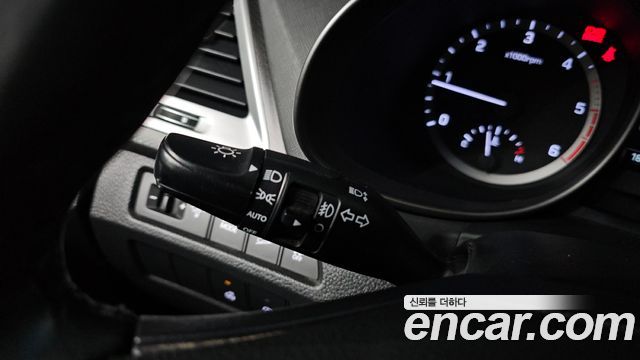 Hyundai Santafe 2016 — photo 18