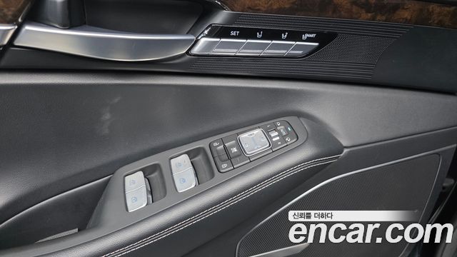 Genesis G90 2021 — photo 17