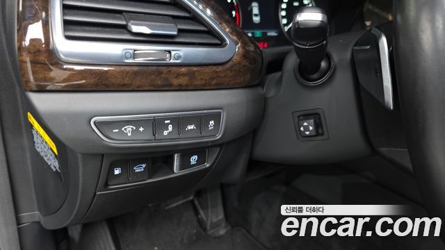 Genesis G90 2021 — photo 18