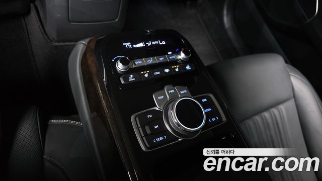 Genesis G90 2021 — photo 23