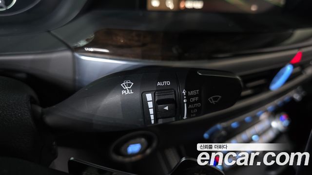 Genesis G90 2021 — photo 28