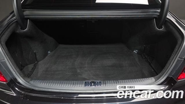 Genesis G90 2021 — photo 29