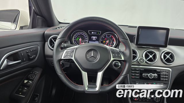 Mercedes-Benz CLA-Class 2014 — photo 13