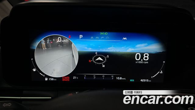 Kia Canival 2023 — photo 8