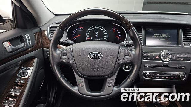 Kia K7 2016 — photo 19