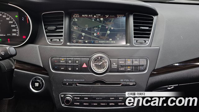 Kia K7 2016 — photo 20