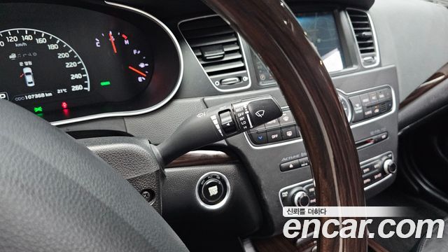 Kia K7 2016 — photo 24