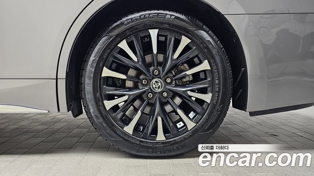 Toyota Alphard 2024 — photo 7