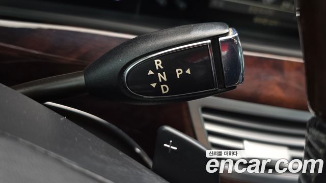 Mercedes-Benz S-Class 2010 — photo 9