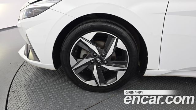 Hyundai AVANTE 2021 — photo 5