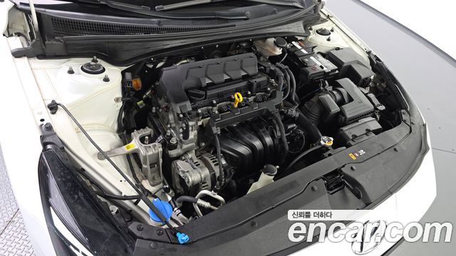 Hyundai AVANTE 2021 — photo 6