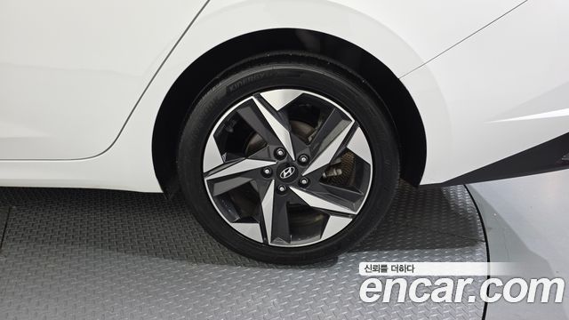 Hyundai AVANTE 2021 — photo 7
