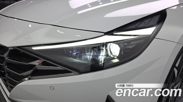 Hyundai AVANTE 2021 — photo 8