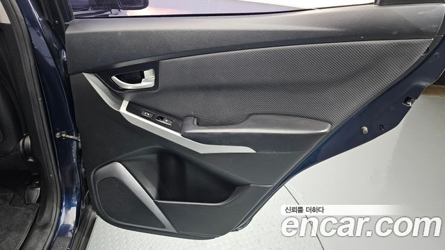 KG Mobility KORANDO 2018 — photo 15