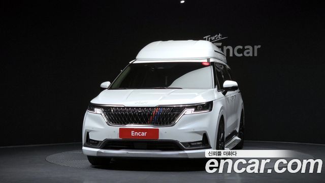 Kia Canival 2023 — photo 3