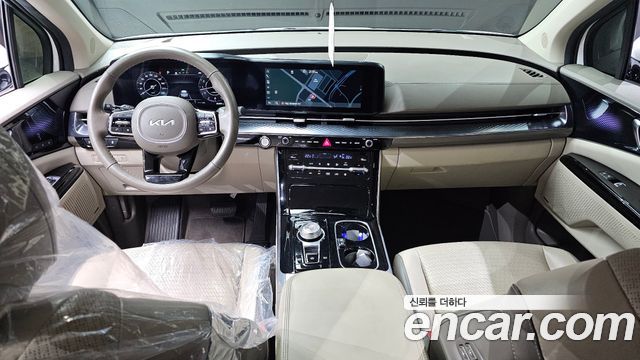 Kia Canival 2023 — photo 7