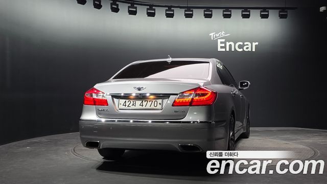 Hyundai Genesis 2013 — photo 4