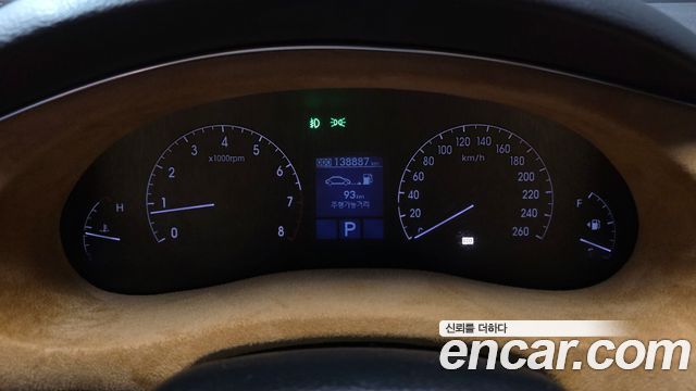 Hyundai Genesis 2013 — photo 8