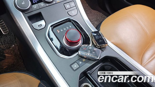 Land Rover Range Rover Evoque 2017 — photo 12