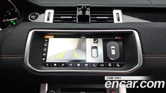 Land Rover Range Rover Evoque 2017 — photo 21