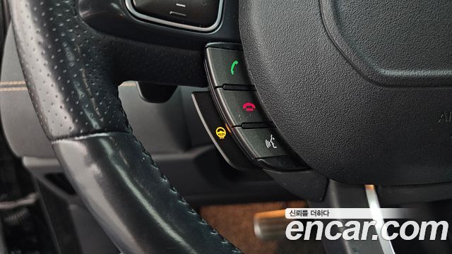 Land Rover Range Rover Evoque 2017 — photo 26