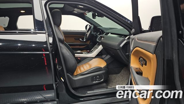Land Rover Range Rover Evoque 2017 — photo 16