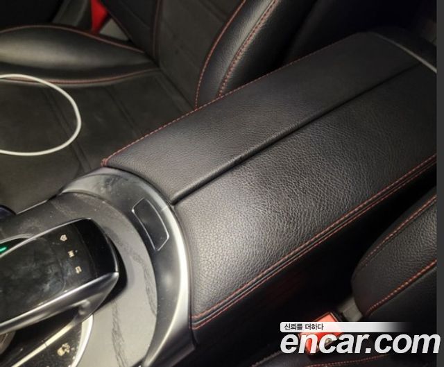 Mercedes-Benz C-Class 2020 — photo 10