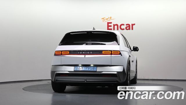 Hyundai Ioniq5 2027 — photo 4