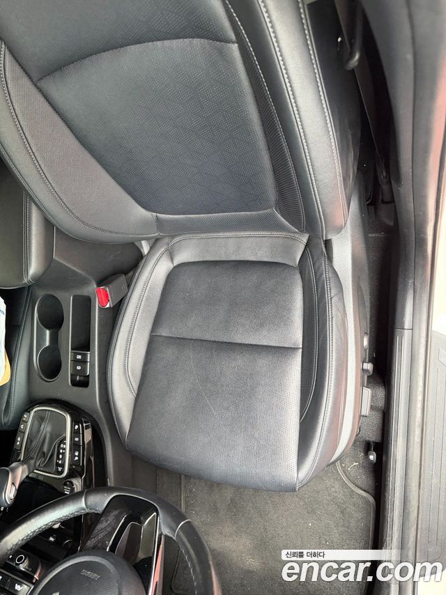 Kia Seltos 2023 — photo 5