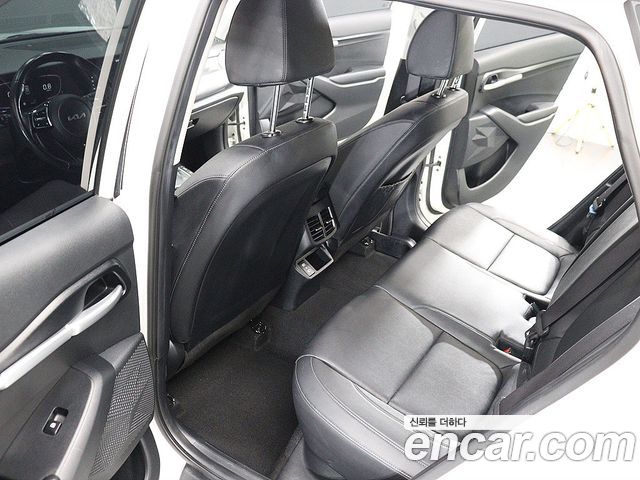 Kia Seltos 2023 — photo 17