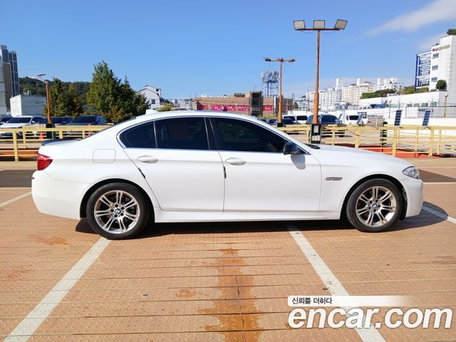 BMW 5-Series 2012 — photo 6