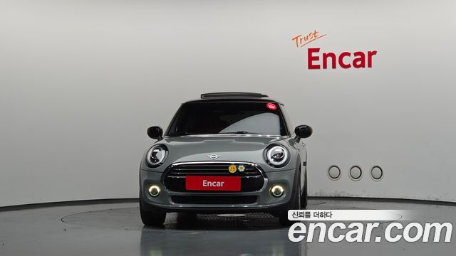Mini Cooper 2021 — photo 3