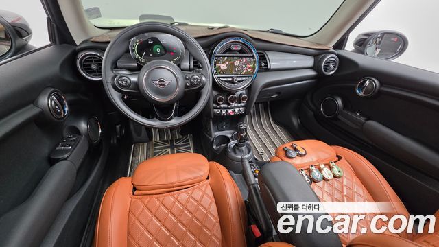 Mini Cooper 2021 — photo 10