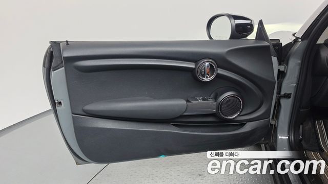 Mini Cooper 2021 — photo 14