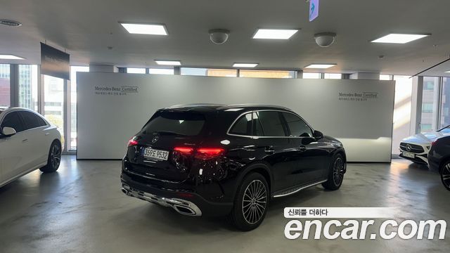 Mercedes-Benz GLC-Class 2025 — photo 2