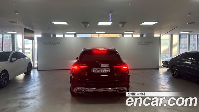Mercedes-Benz GLC-Class 2025 — photo 4