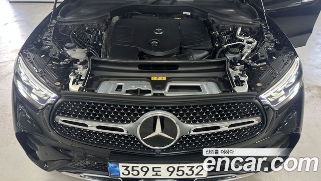 Mercedes-Benz GLC-Class 2025 — photo 6