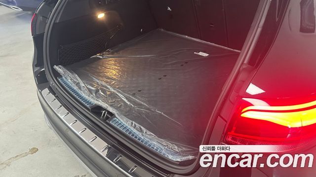 Mercedes-Benz GLC-Class 2025 — photo 11