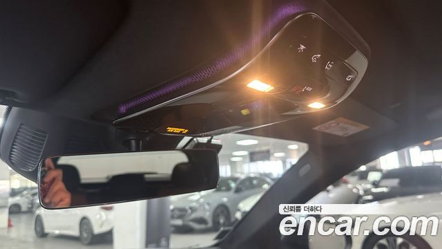 Mercedes-Benz GLC-Class 2025 — photo 17