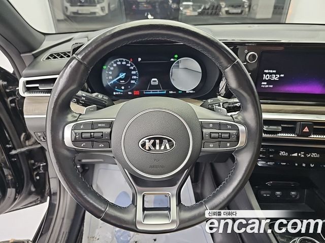 Kia K5 2021 — photo 8