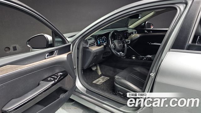 Kia K5 2022 — photo 13
